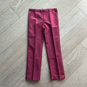 Adorable Vivetta size 12 tailored hot pink with metallic thread pants.